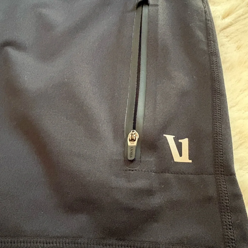 Vuori Men's Black Athletic Shorts with Zipper Pocket - Picture 2 of 6